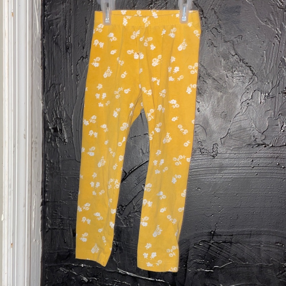Old navy 4T leggings